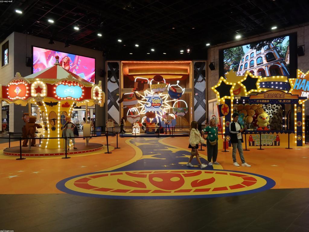 លេងកាស៊ីណូអនឡាញ: ទិដ្ឋភាពទូទៅ និង បទពិសោធន៍លើវិបសាយ