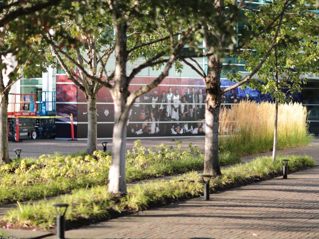 ការផ្តល់ជូននិងព្រឹត្តិការណ៍: សម្របសម្រួលអាជីវកម្ម