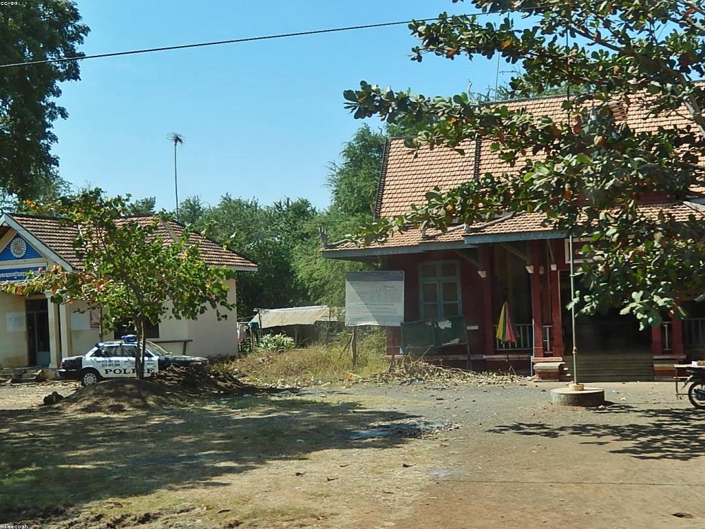 ច្បាប់និងបទបញ្ជានៃការលេងស្លូត